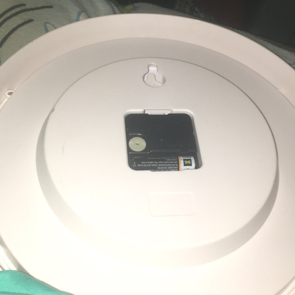 Clock - Picture 4 of 4